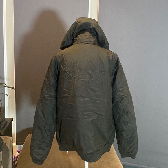 SOLD Kids Nike Black Youth Unisex Synthetic Fill Hooded Jacket Size XL NWT - Picture 3 of 14